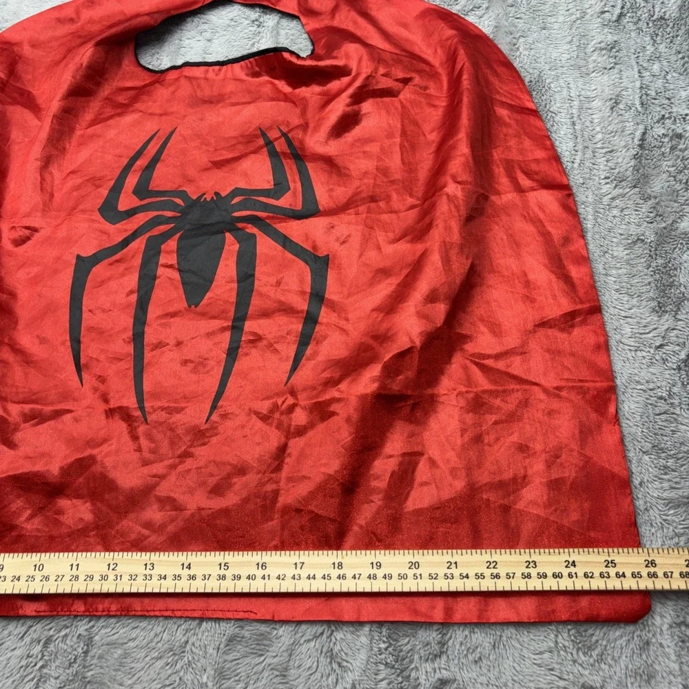 Spider Man red cape for Halloween one size fit most people.‎